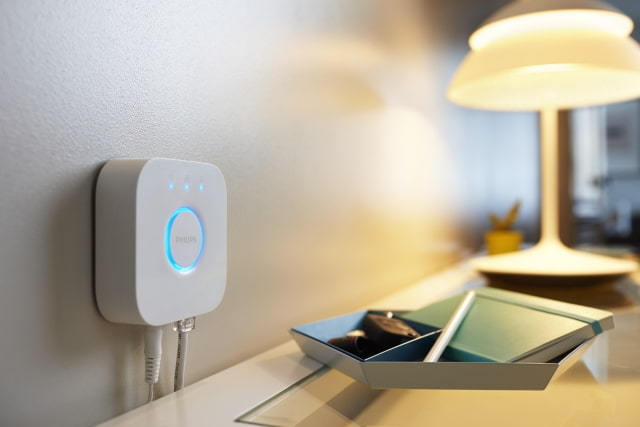 Philips Unveils Hue Bridge 2.0 With Apple HomeKit Support [Video]