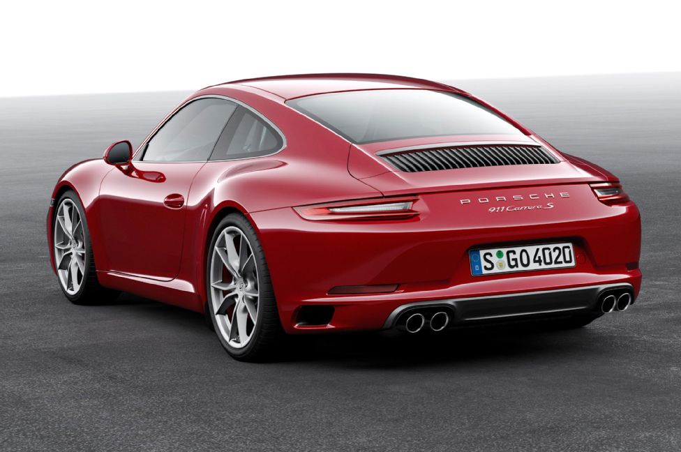 Porsche to Offer Apple CarPlay in New 911, Rejects Android Auto Due to Excessive Data Collection