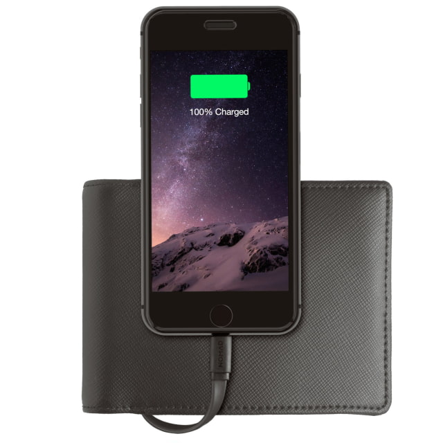 Nomad Wallet Features an Integrated Battery and Lightning Cable to Charge Your iPhone