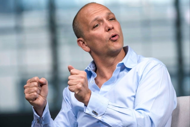 Tony Fadell Had Conversations With Steve Jobs About Building an Apple Car [Video]