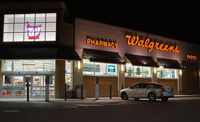 Walgreens is the First Retailer to Integrate Its Loyalty Program With Apple Pay