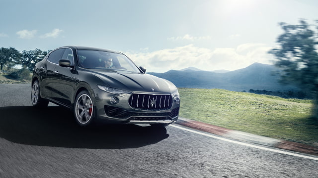 New Maserati Levante SUV Supports Apple CarPlay