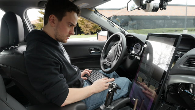 iPhone Hacker George Hotz Secures Funding for Self-Driving Car Startup [Video]