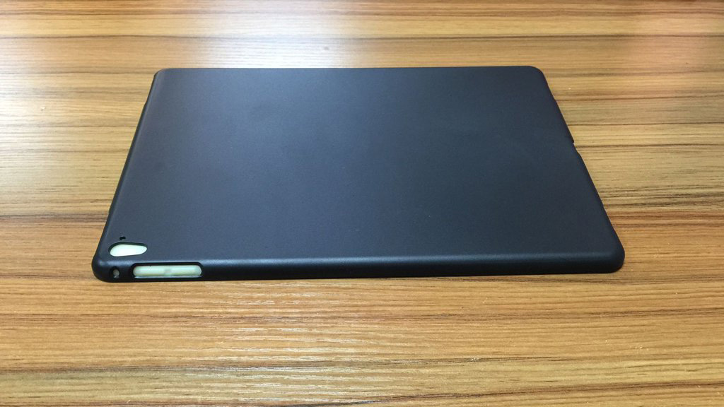 Leaked 9.7-inch iPad Pro Case? [Photos]