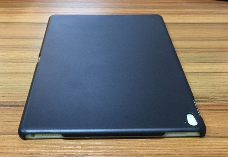 Leaked 9.7-inch iPad Pro Case? [Photos]