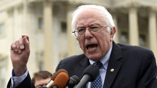 Bernie Sanders Wishes Apple Would Manufacture Devices in America, Pay Fair Share of Taxes