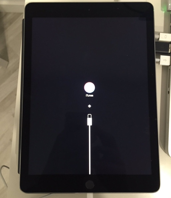 WARNING: iOS 9.3.2 Update is Reportedly Bricking Some 9.7-inch iPad Pro Devices