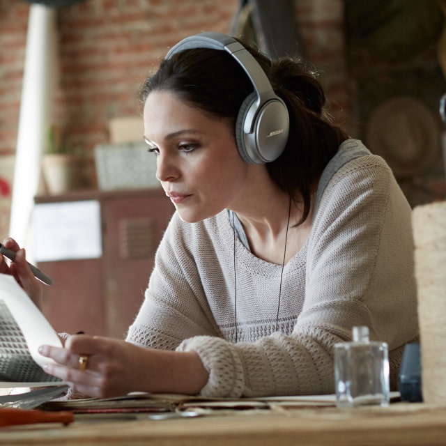 Bose Unveils Wireless QuietComfort Noise Cancelling Headphones, SoundSport Pulse Heart Rate Monitor Headphones