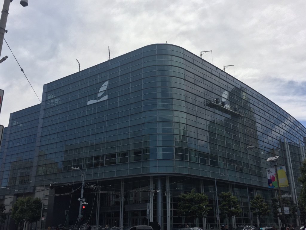 WWDC Decorations Go Up at Moscone West and Bill Graham Civic Auditorium [Photos]