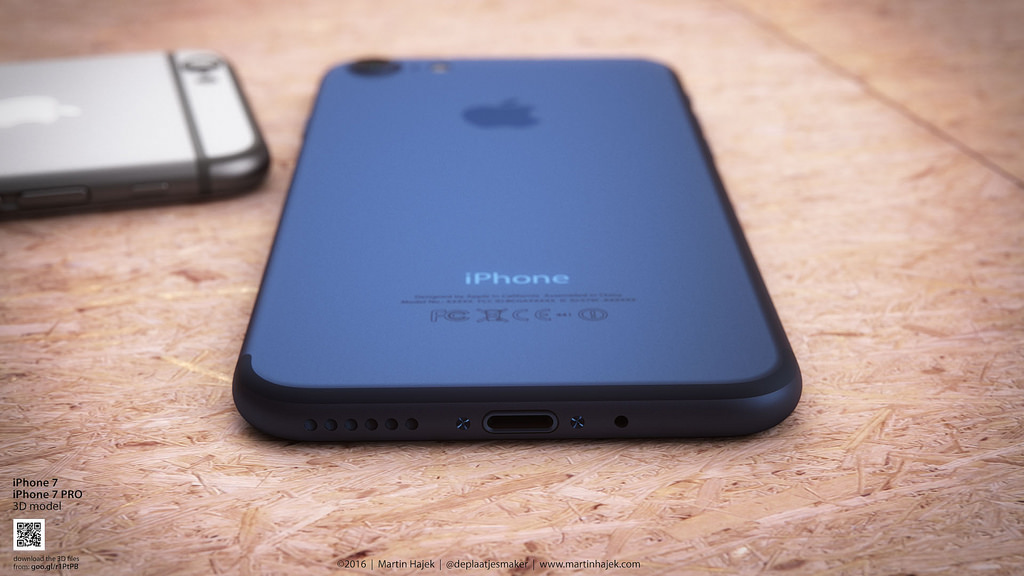 Here&#039;s What a &#039;Deep Blue&#039; iPhone 7 Looks Like [Images]