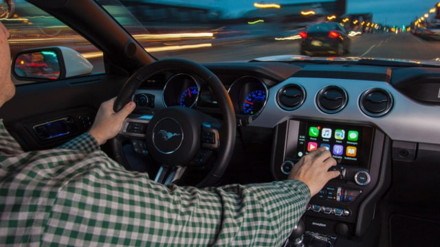 Ford Announces Apple CarPlay Compatibility for Entire 2017 U.S. Vehicle Lineup 