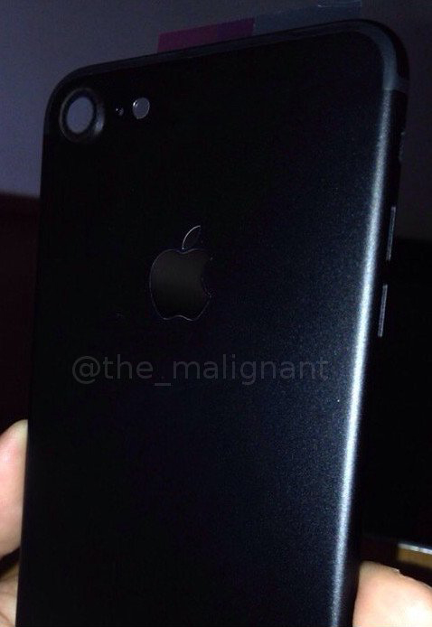 Alleged iPhone 7 Rear Shell Leaked in Space Black [Photo]
