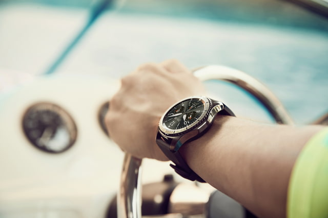 Samsung Unveils New Gear S3 Smartwatch With LTE, GPS [Video]