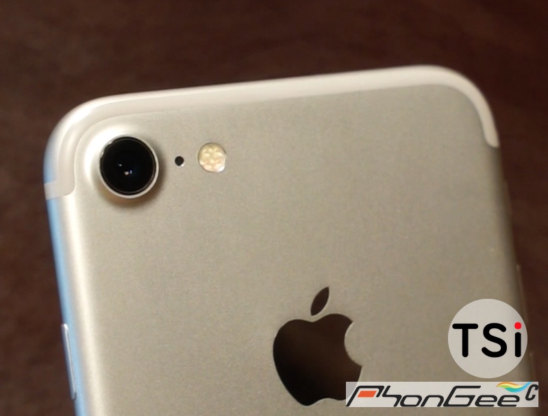 Last Minute iPhone 7 Leak Reveals 4 LED Flash, New Black Color, Waterproofed SIM Card Tray [Photos]