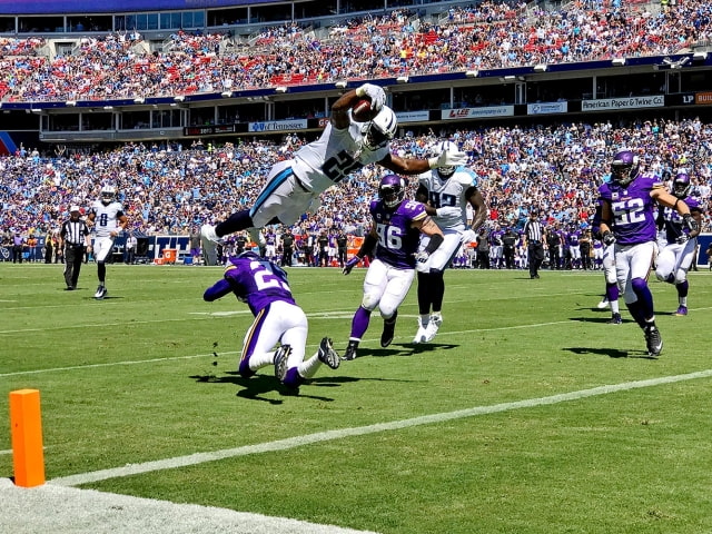 First iPhone 7 Plus Photos From the Titans-Vikings Game