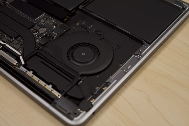 The Entry Level 13-Inch MacBook Pro Has a Removable SSD [Photos]