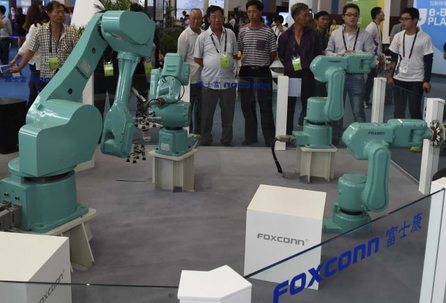 Foxconn Aims to Fully Automate Entire Factories in Three Phases