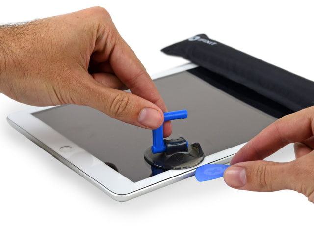 iFixit Tears Down the New iPad [Photos]