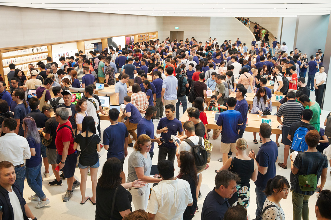 Apple Opens Orchard Road Retail Store in Singapore [Photos]