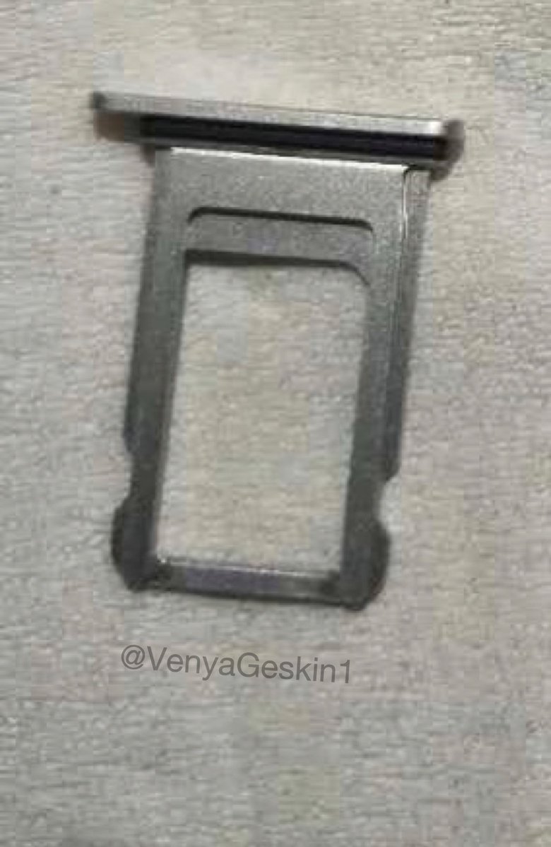 Alleged iPhone SIM Card Tray in &#039;Blush&#039; Gold [Photo]
