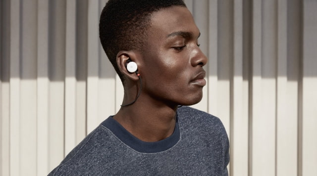 Google Unveils Pixel Buds to Rival Apple AirPods