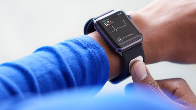 AliveCor KardiaBand is the First Medical Accessory Approved by the FDA for Apple Watch [Video]