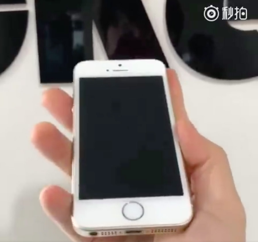 Leaked Photos of New iPhone SE With Glass Back, Headphone Jack?