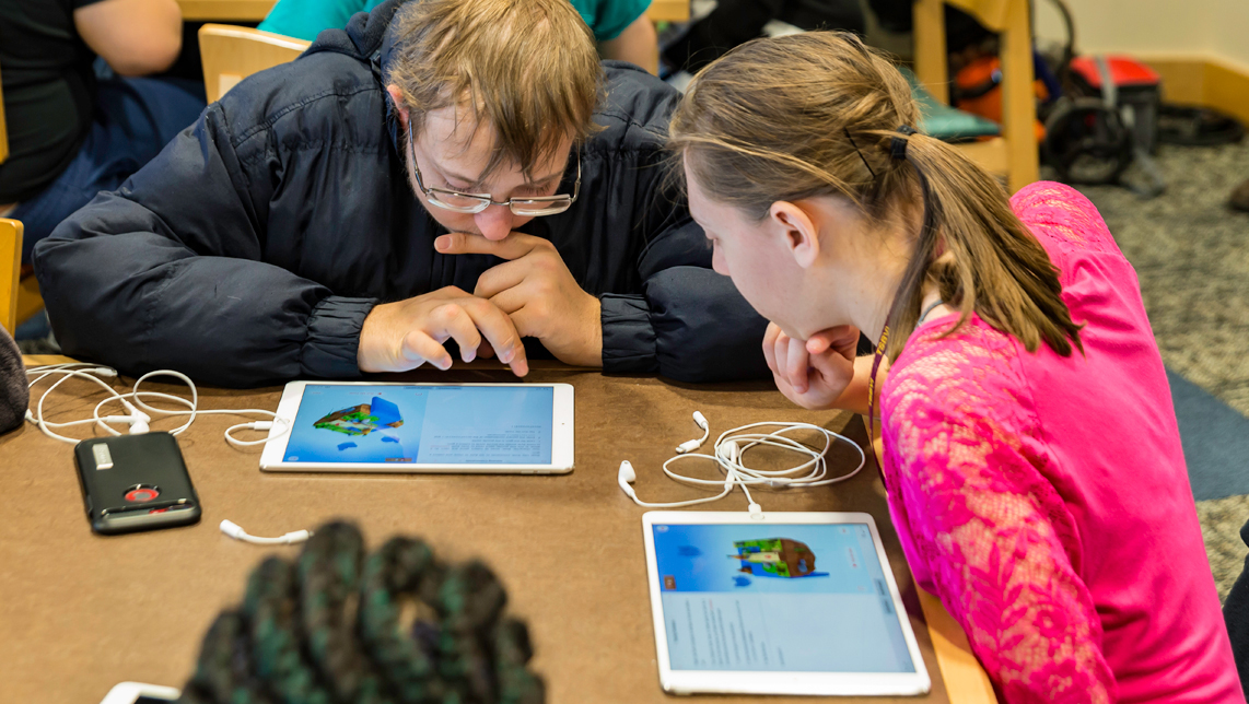Apple Brings Everyone Can Code to Schools Supporting Blind and Deaf Students