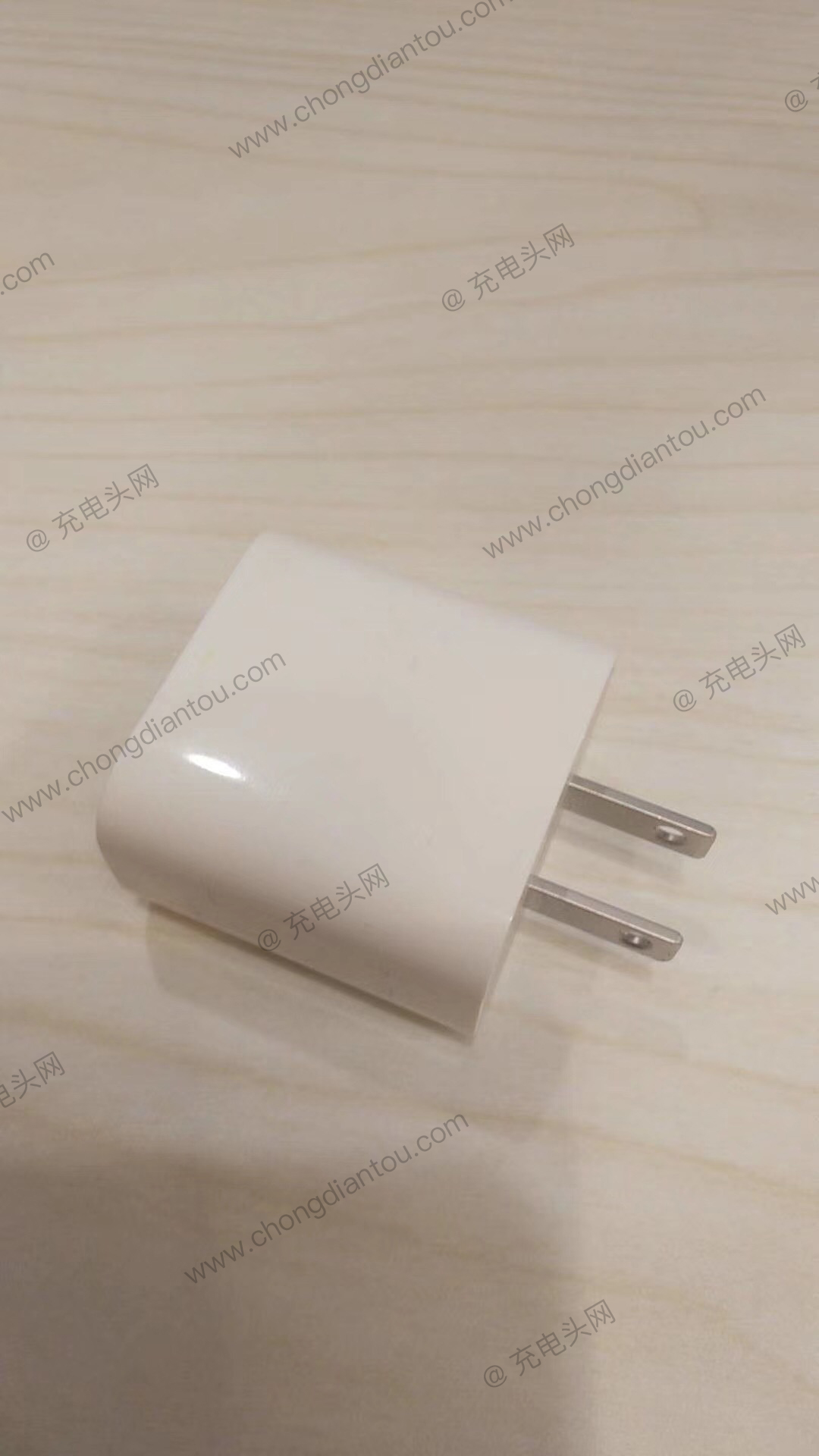 Leaked Photos of New Apple 18W USB-C iPhone Charger?