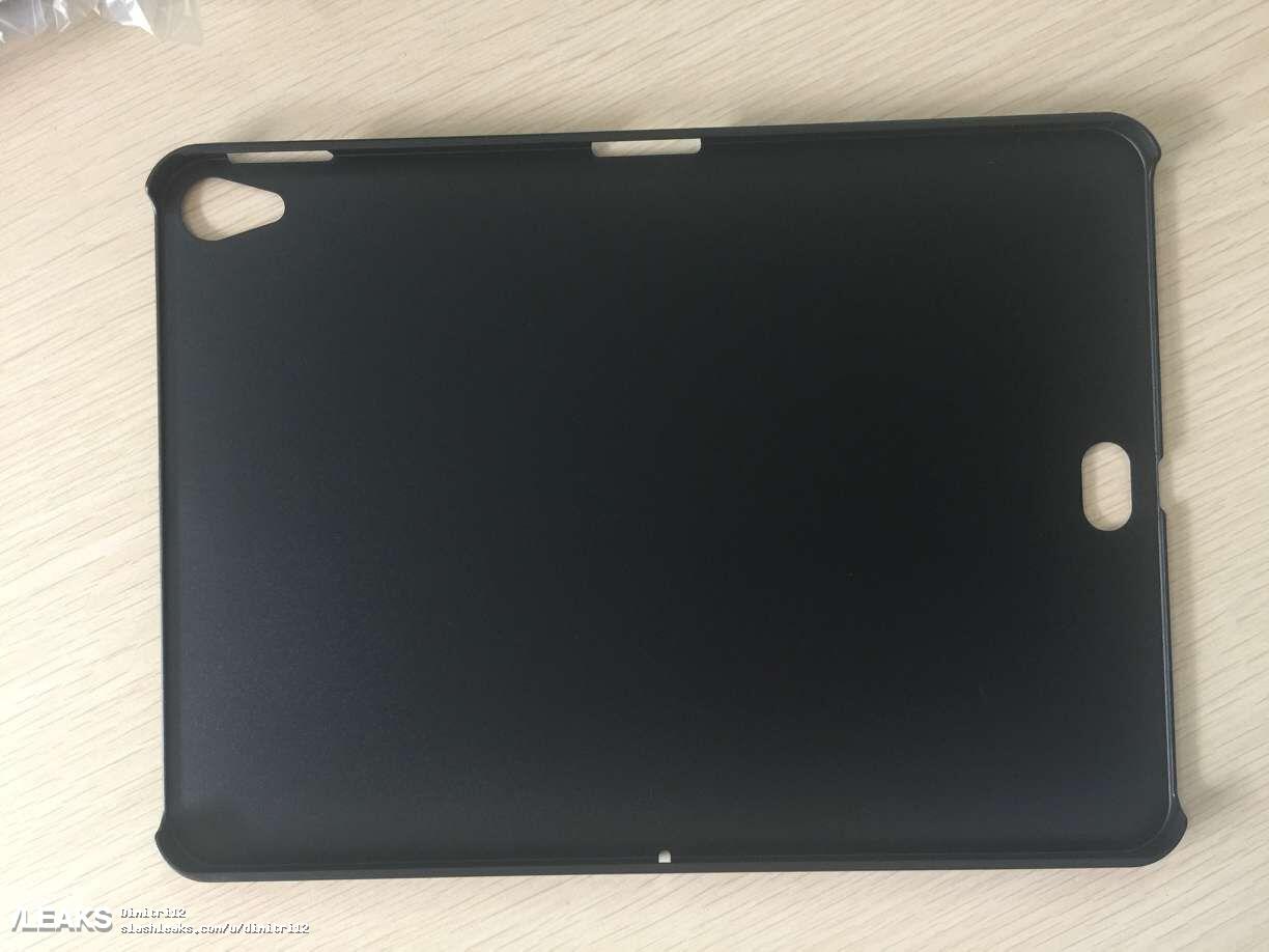 Leaked 10.5-inch iPad Pro Case Allegedly Reveals New Location for Smart Connector