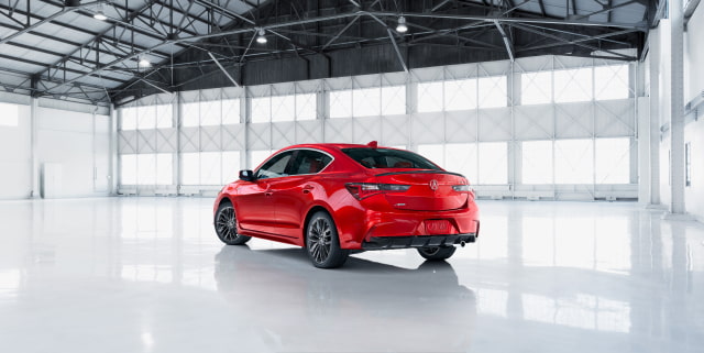 Acura Announces 2019 ILX With Apple CarPlay Support [Video]