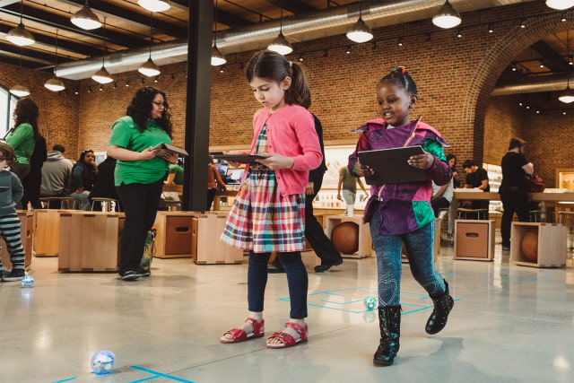 Free Hour of Code Sessions Begin at All Apple Store Locations Next Week