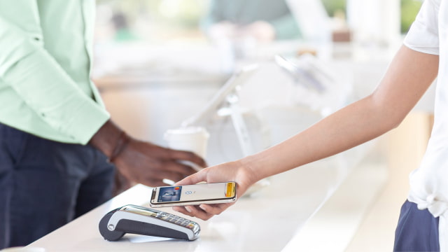 Apple Pay Launches in Germany