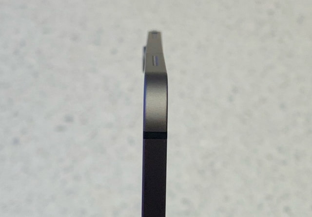 Apple Says Slightly Bent iPad Pro is Normal, Not a Defect