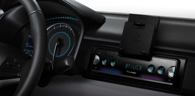 Pioneer SPH-10BT In-Dash Receiver Uses Your Smartphone as Its Display