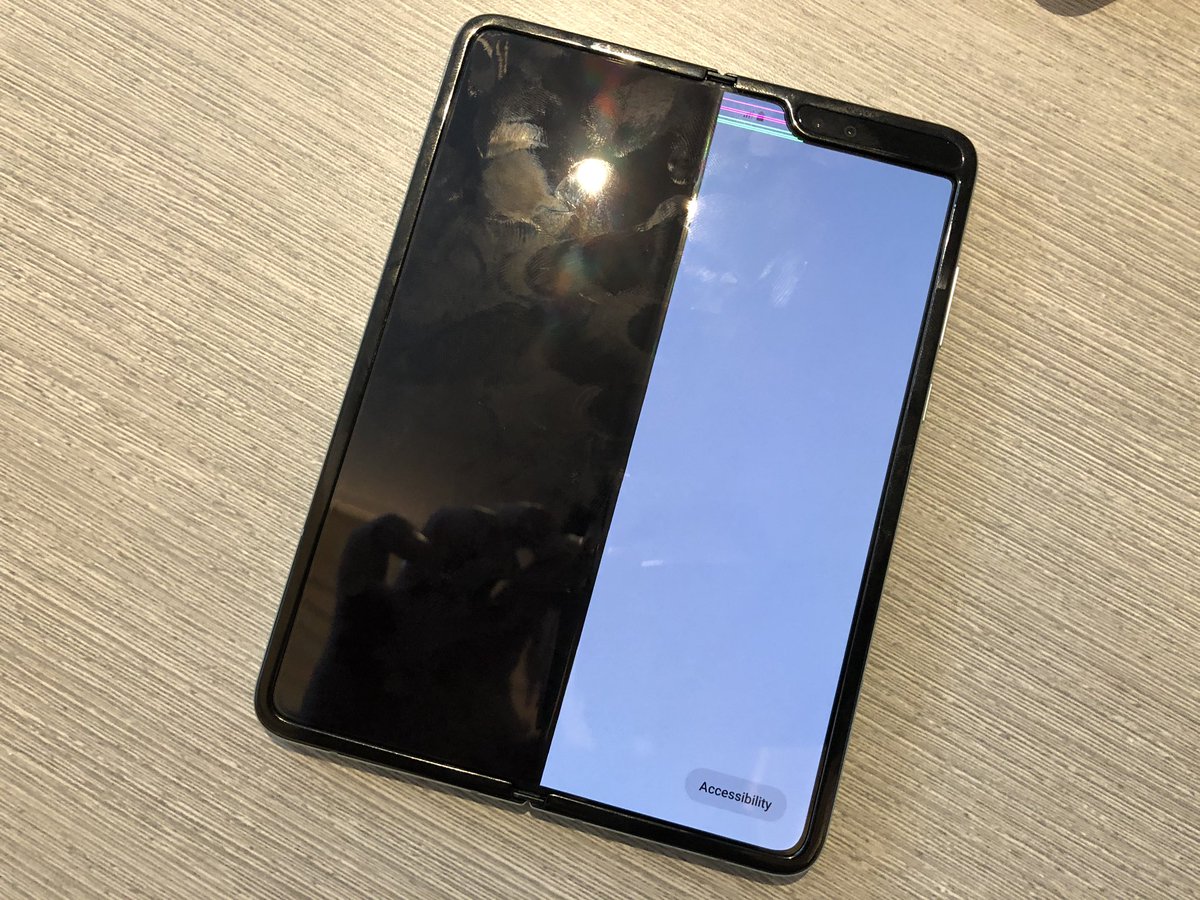 Samsung Galaxy Fold Display Breaks for Multiple Reviewers After Just Days of Use
