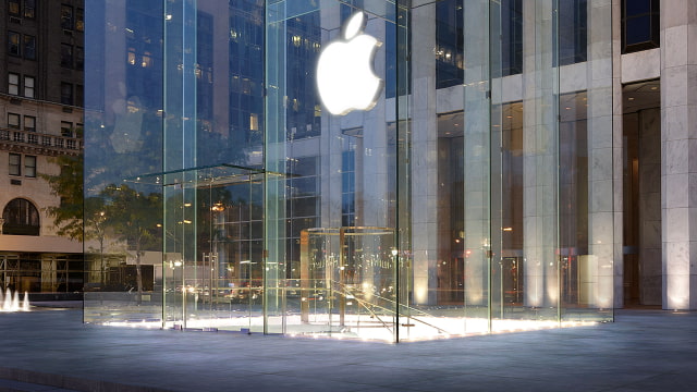 Apple Sued for $1 Billion, Allegedly Used Facial Recognition to Wrongly Identify Teen as Thief