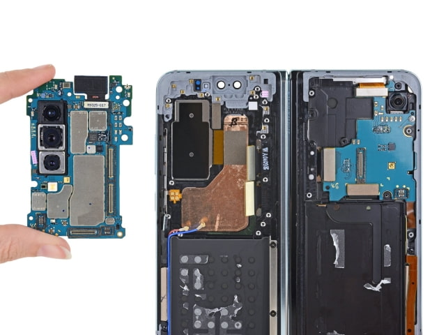 iFixit Tears Down the Samsung Galaxy Fold [Images]