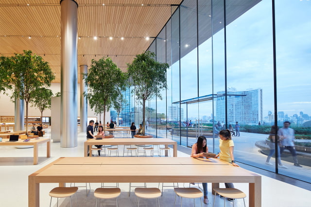 Apple Stores Have Become an &#039;Exercise in Branding&#039; and No Longer Serve Customers Well [Report]