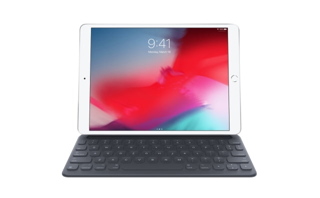 Apple Smart Keyboard for 10.5-inch iPad Air and iPad Pro On Sale for 50% Off [Deal]