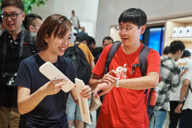 Apple Opens Xinyi A13 Retail Store in Taipei [Photos]