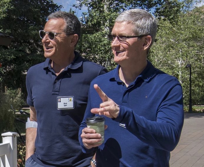 Disney CEO Bob Iger Resigns From Apple&#039;s Board