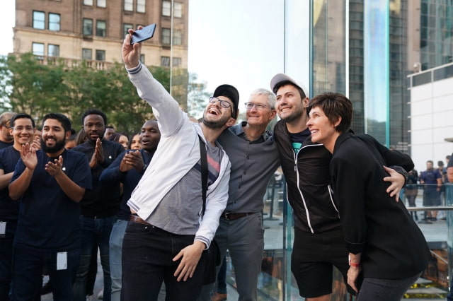 Tim Cook Shares Photos From iPhone 11 Launch at Flagship Fifth Ave Store