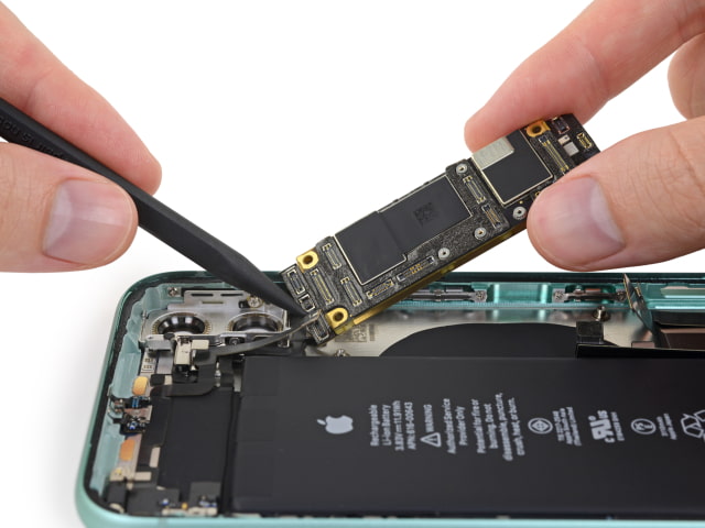 iFixit Posts Teardown of the iPhone 11 [Images]