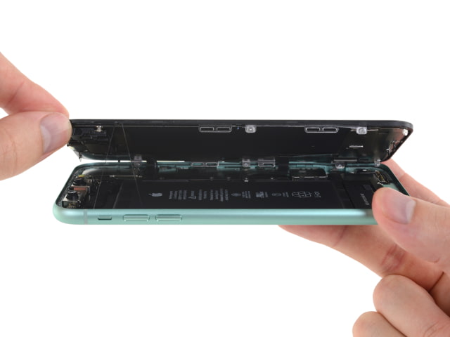 iFixit Posts Teardown of the iPhone 11 [Images]