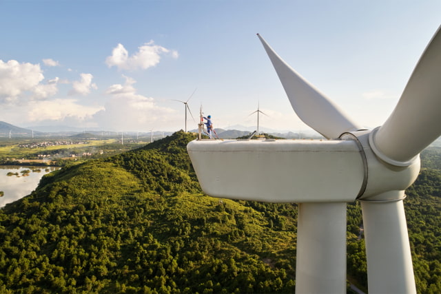 Apple&#039;s China Clean Energy Fund Invests in Three Wind Farms