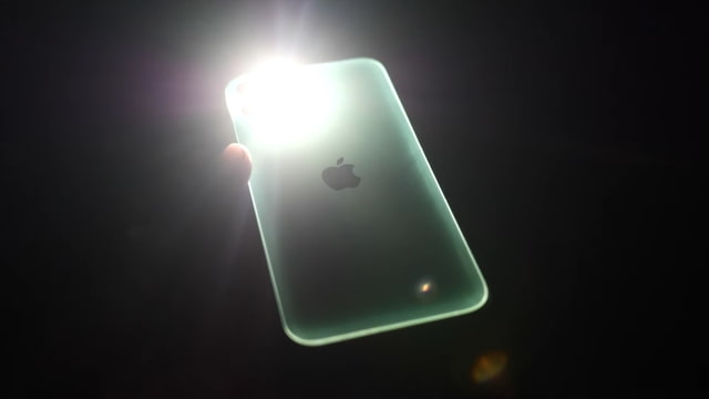 How To Turn Off Iphone 11 Pro Flashlight