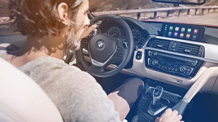 BMW to Stop Charging For Apple CarPlay on All Models With Latest Infotainment System