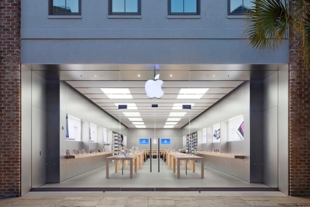 Apple Will Begin Reopening U.S. Stores Starting Next Week