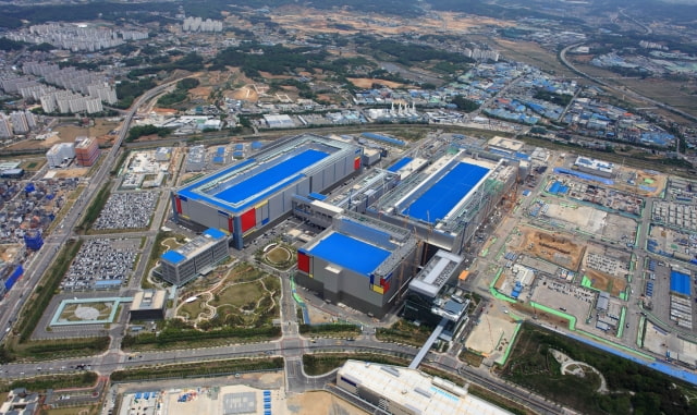 Samsung Begins Construction of New 5nm Production Line to Take On TSMC
